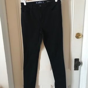 Hollister High-Rise Super Skinny Jeans